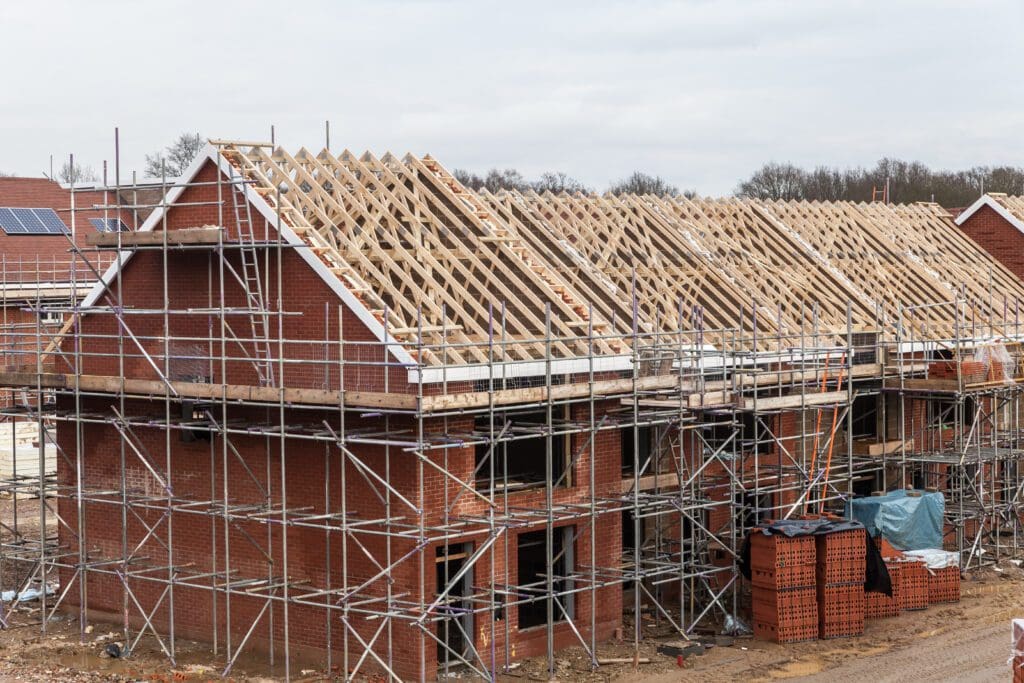 Energy and technology group Octopus Energy has joined forces with The Hill Group, the award-winning five-star housebuilder and Clarion Housing Group, the largest social landlord in the country, in a landmark strategic partnership to revolutionise sustainable living in the UK.