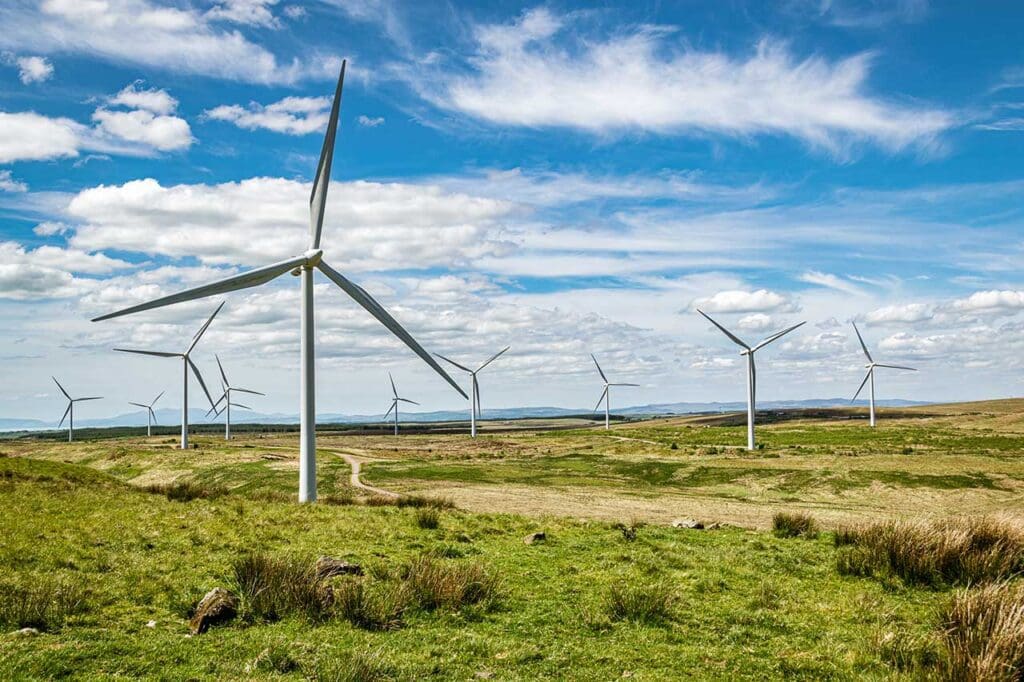 A de facto ban on onshore wind farms in England has been lifted, fulfilling a promise by Energy Secretary Ed Miliband to remove two significant planning barriers introduced by David Cameron in 2015. These barriers had effectively halted new wind farm installations.