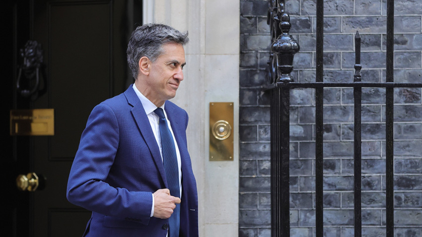 UK households are set to benefit from up to £15 billion in support for solar panels and other low-carbon technologies under a long-awaited government plan designed to cut energy bills and reduce fuel poverty.