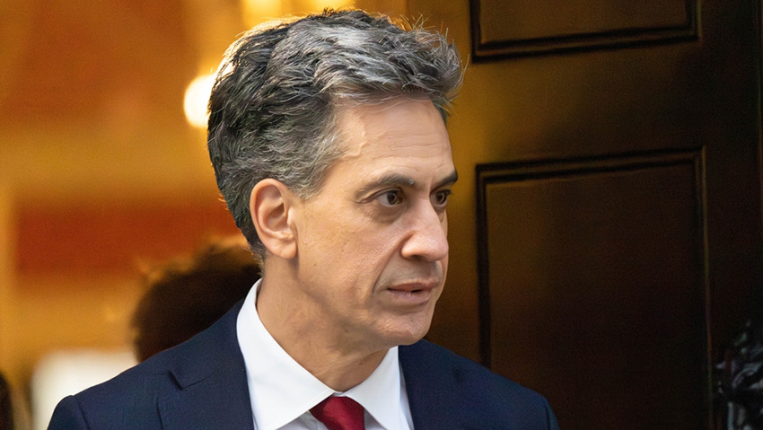 Ed Miliband has approved a new wave of renewable energy projects that could see solar panels spread across an area of farmland almost as large as Manchester, as the government accelerates its push to expand domestic clean power.